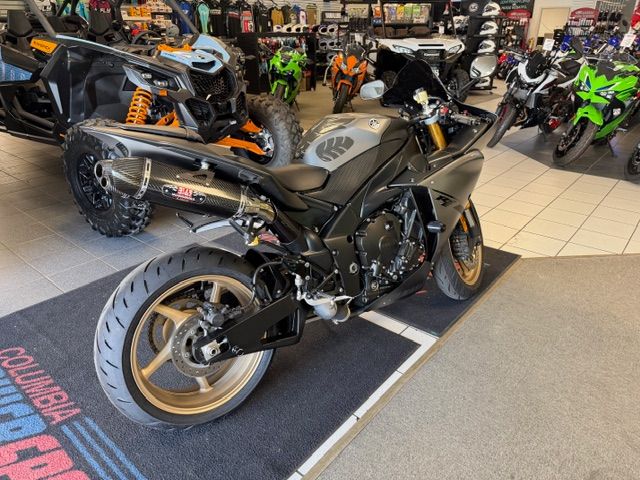 2014 Yamaha YZF-R1 in Columbia, South Carolina - Photo 2