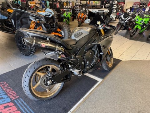 2014 Yamaha YZF-R1 in Columbia, South Carolina - Photo 2