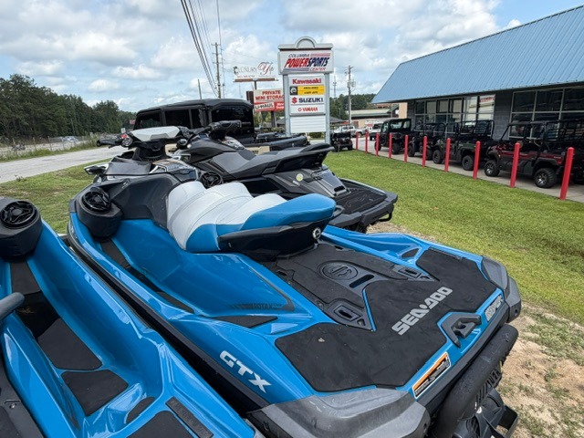 2019 Sea-Doo GTX photo 4