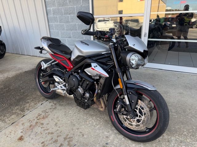 2018 Triumph Street Triple R LRH in Columbia, South Carolina - Photo 2