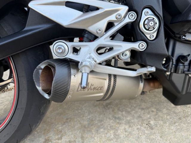 2018 Triumph Street Triple R LRH in Columbia, South Carolina - Photo 11