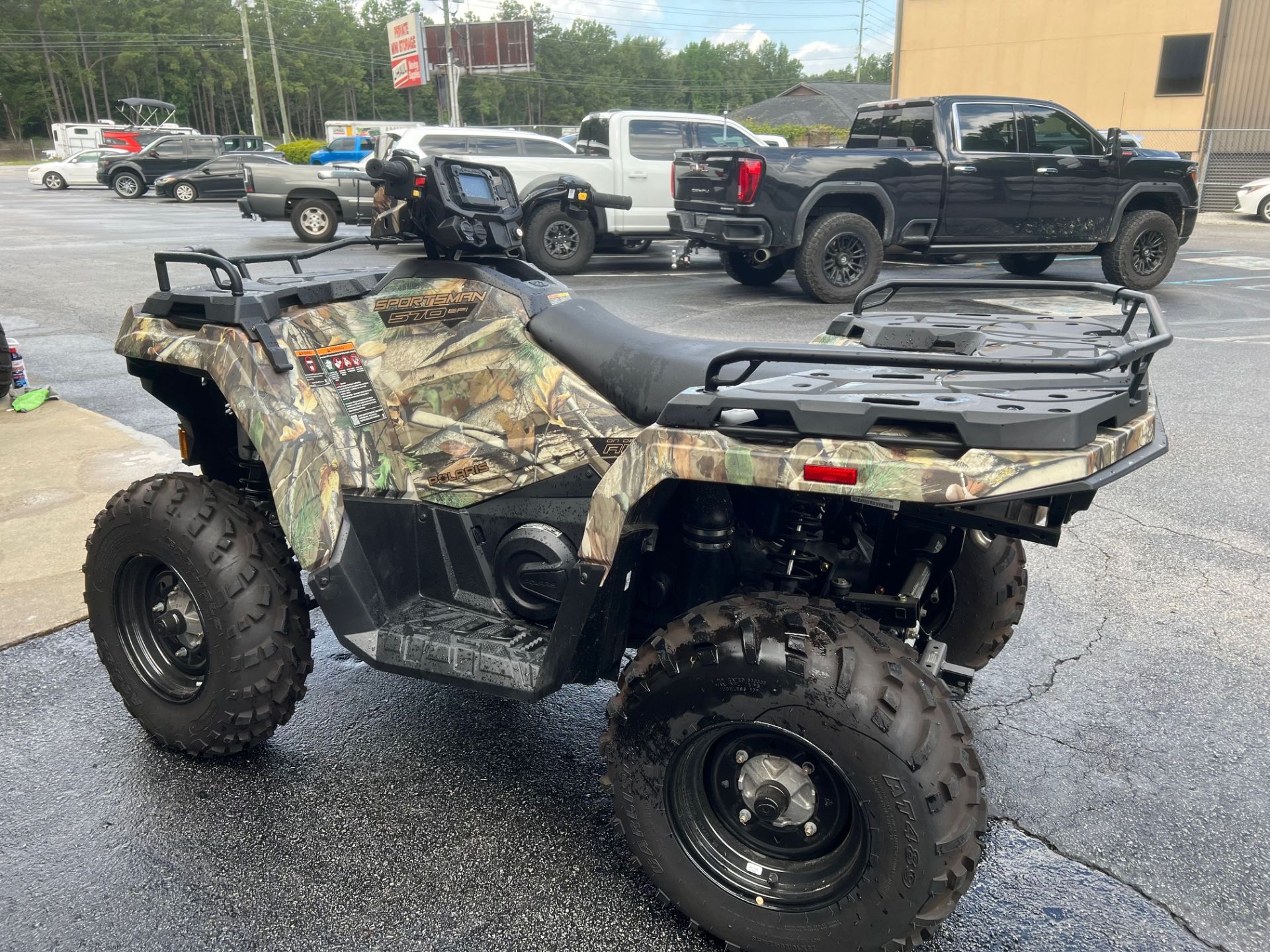 2024 Polaris Sportsman 570 in Columbia, South Carolina - Photo 2