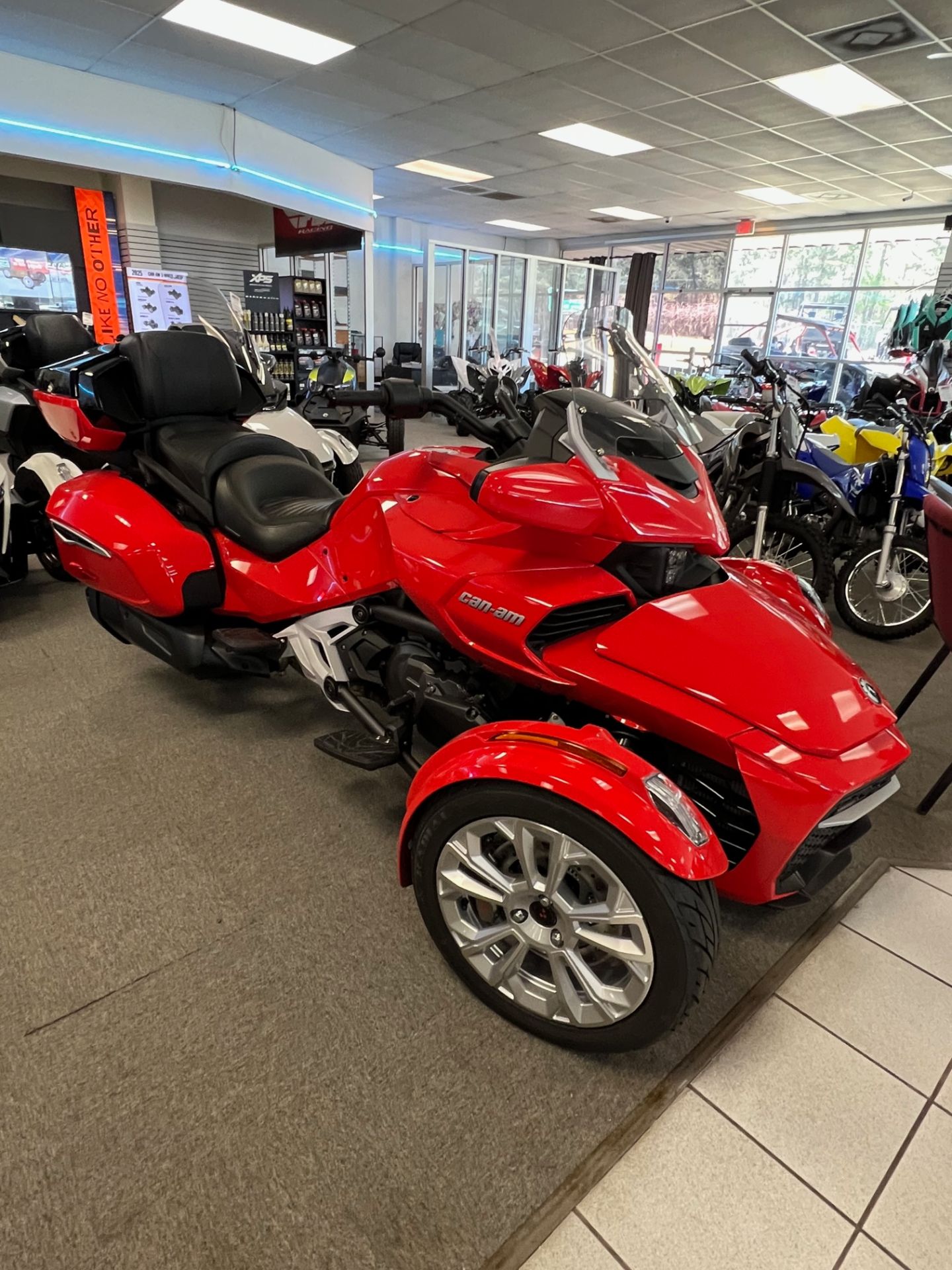 2024 Can-Am Spyder F3 Limited in Columbia, South Carolina - Photo 2