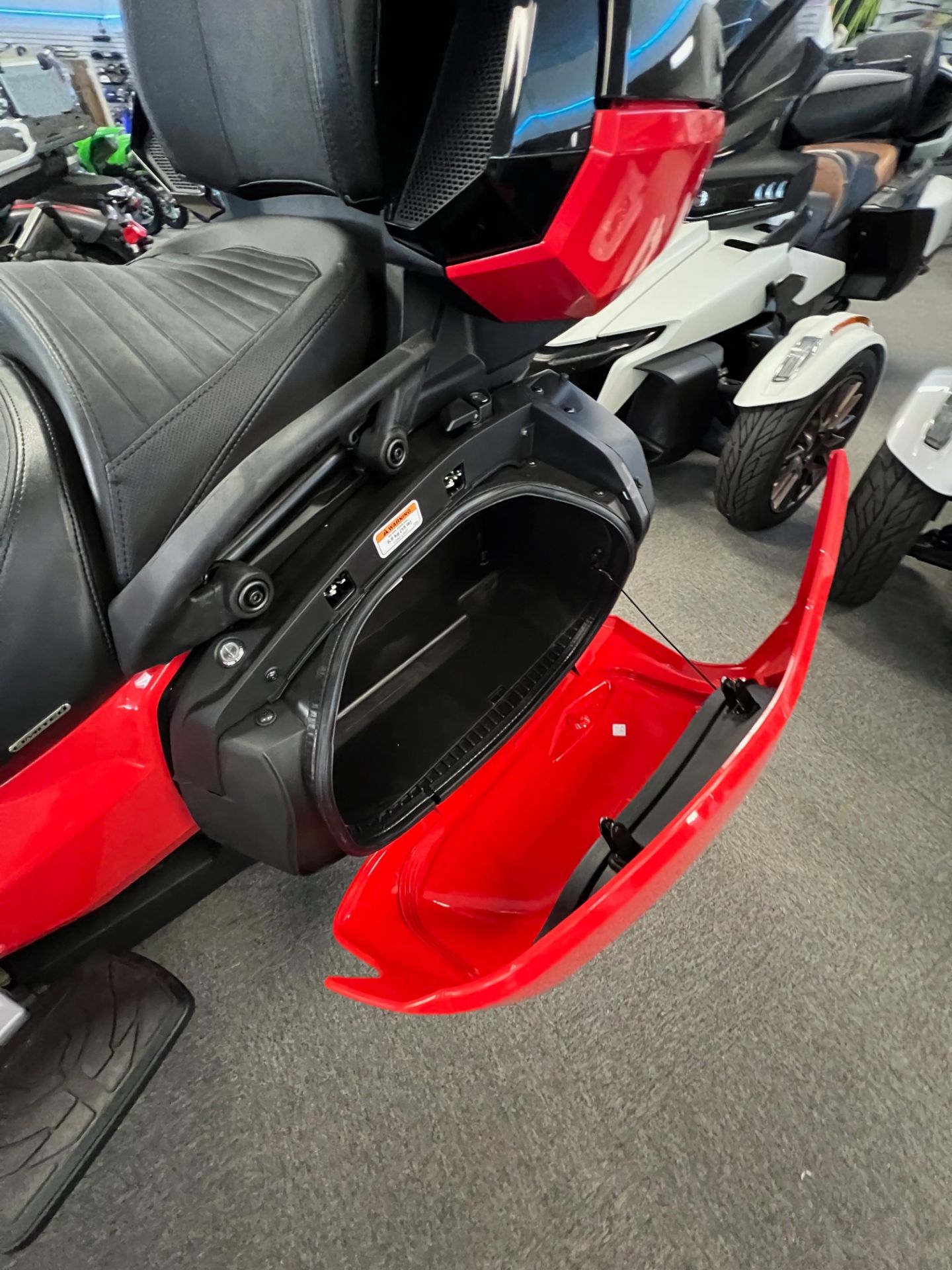 2024 Can-Am Spyder F3 Limited in Columbia, South Carolina - Photo 14
