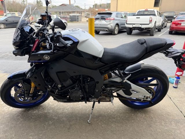 2025 Yamaha MT-10 SP in Columbia, South Carolina - Photo 4