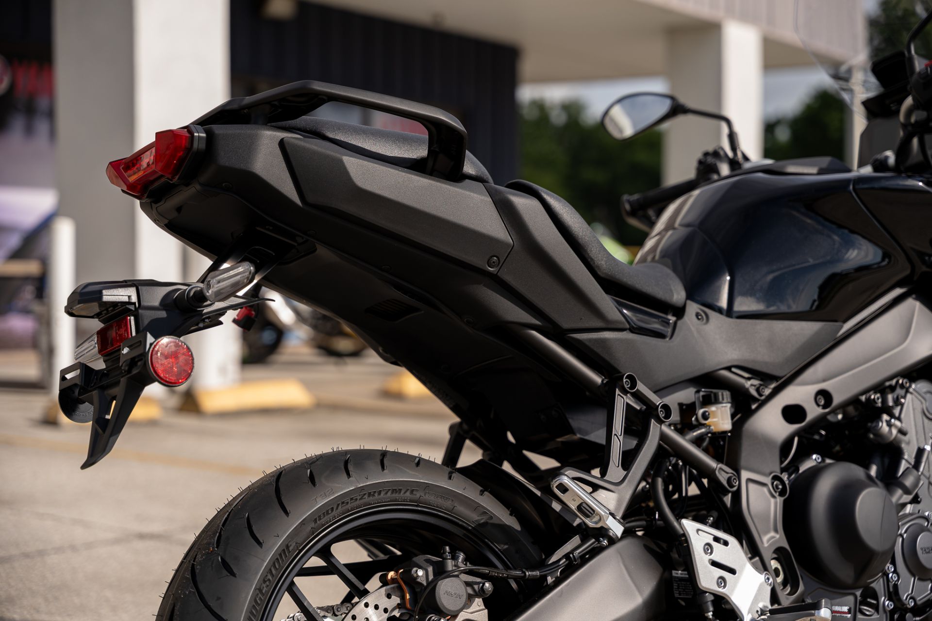 2025 Yamaha Tracer 9 12