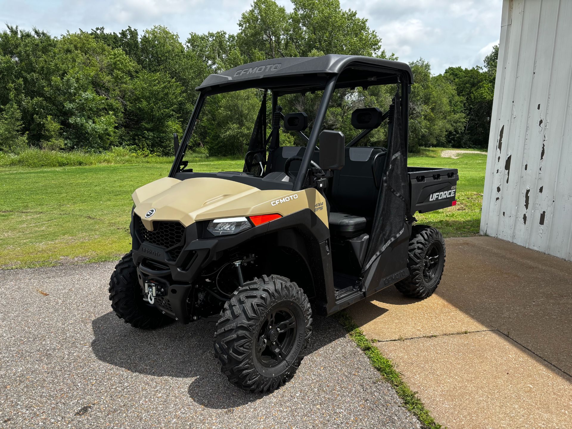 2026 CFMOTO UFORCE 600