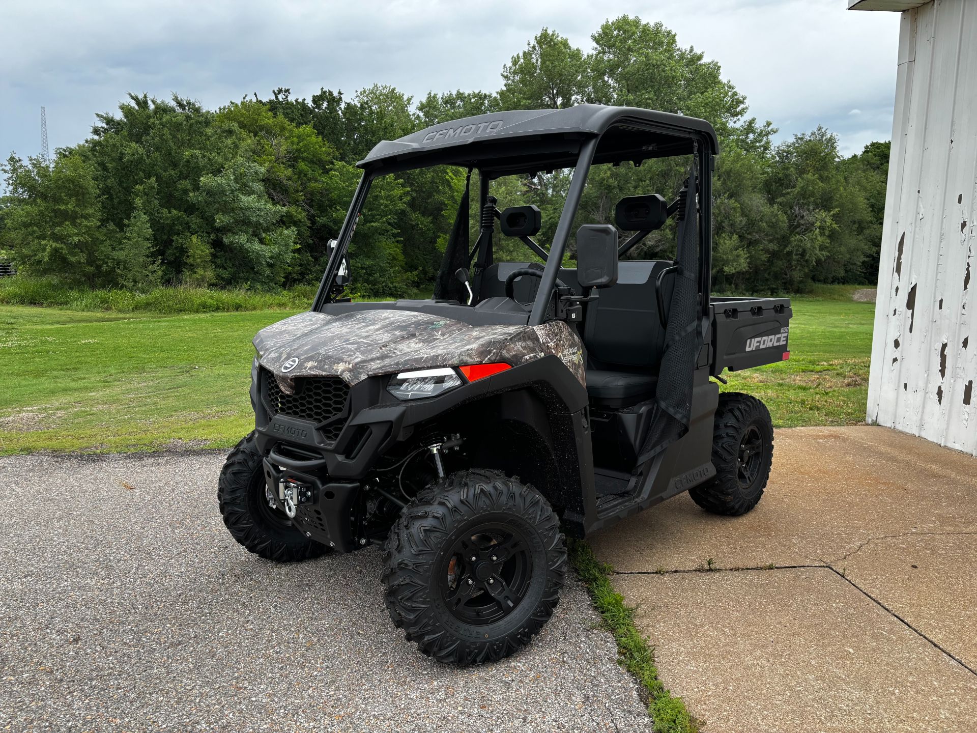 2026 CFMOTO UFORCE 600