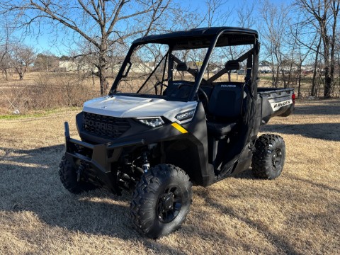 2027 Polaris Ranger 1000 Premium — photo 1 of 15