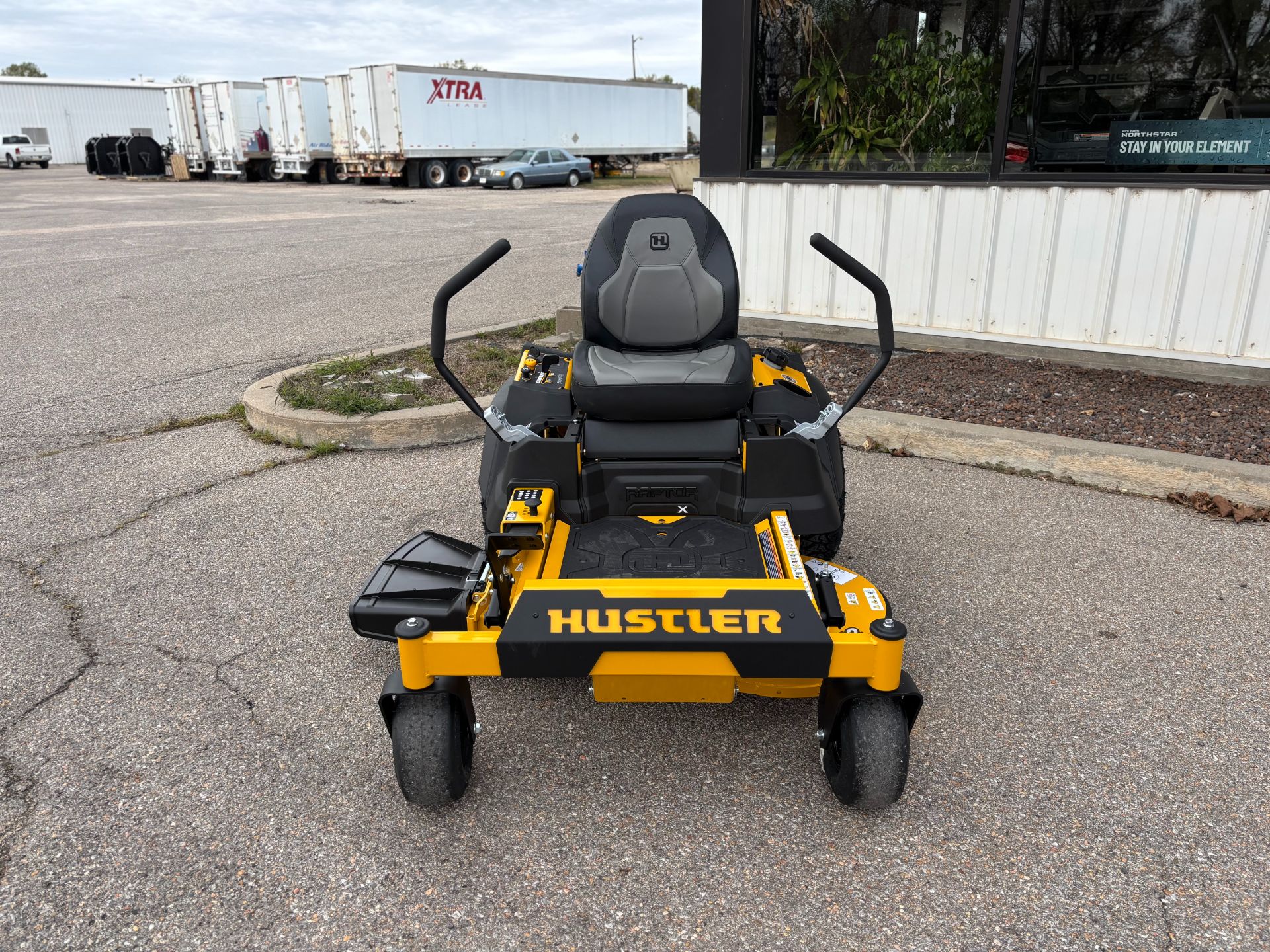 New 2026 Hustler Turf Equipment Raptor X 42 in. Kawasaki FR600 18