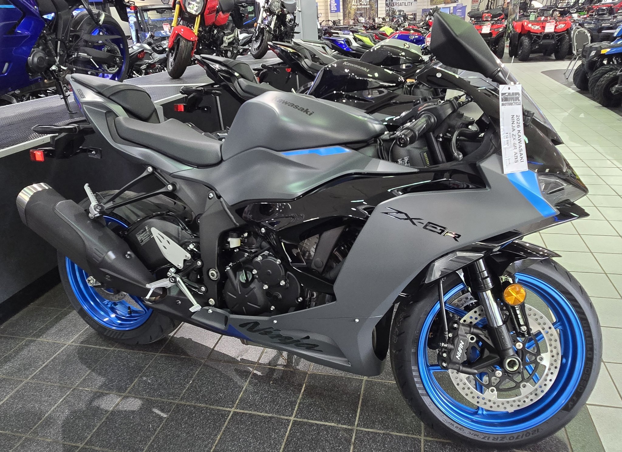 2026 Kawasaki Ninja® ZX-6R ABS 1