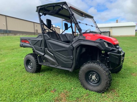 2019 Honda Pioneer 1000 — photo 1 of 6