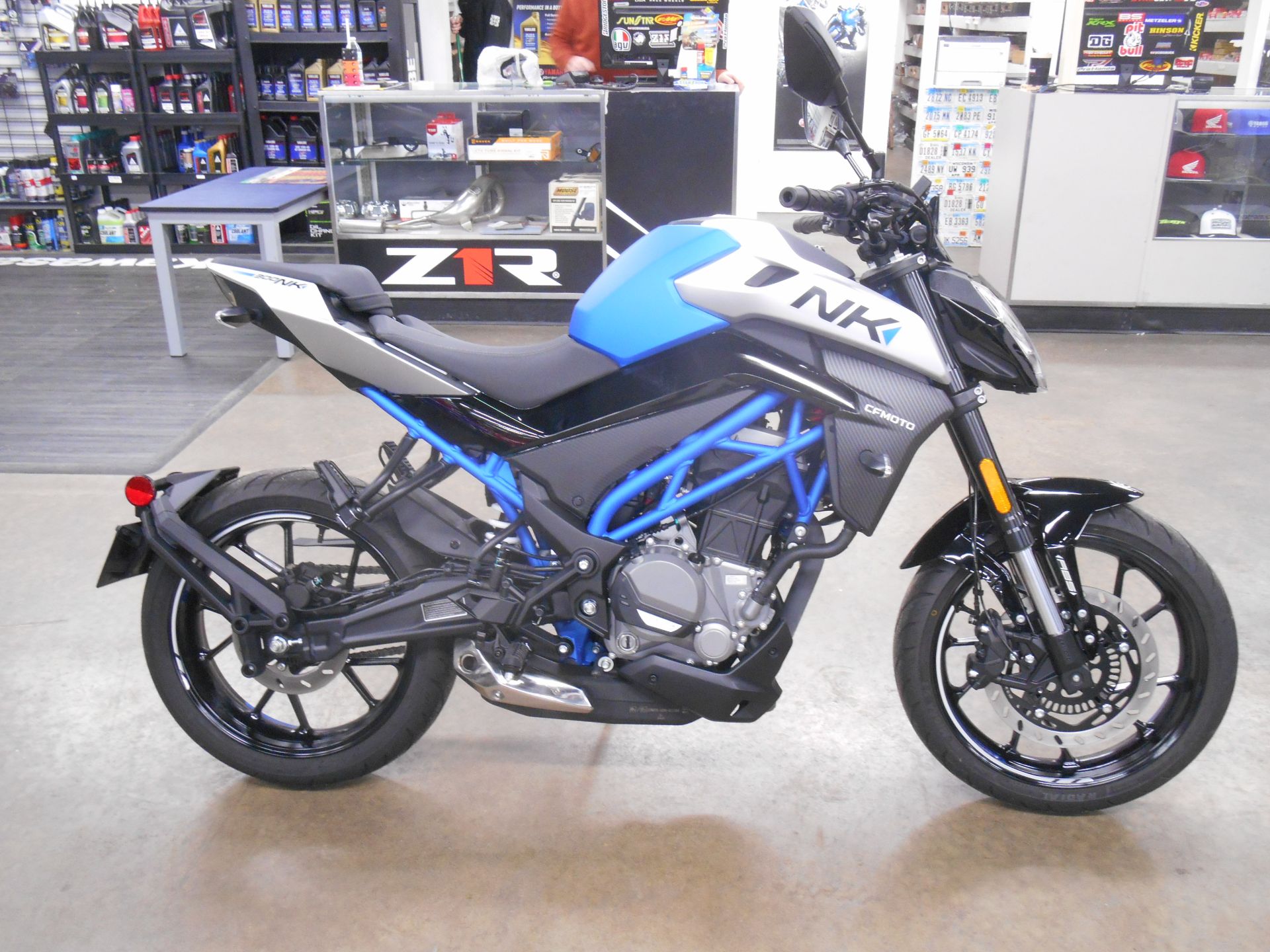 2022 CFMOTO 300NK in Dubuque, Iowa - Photo 1