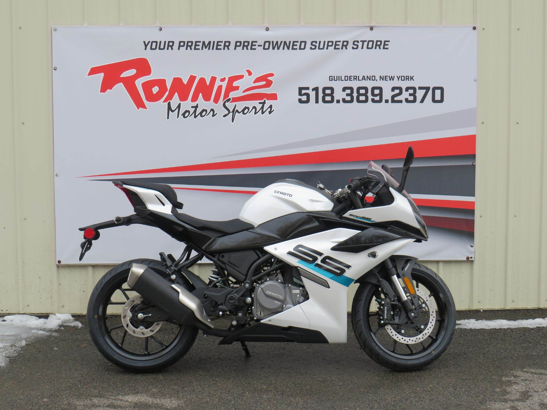 New 2025 CFMOTO 300SS Motorcycles in Guilderland, NY | Stock