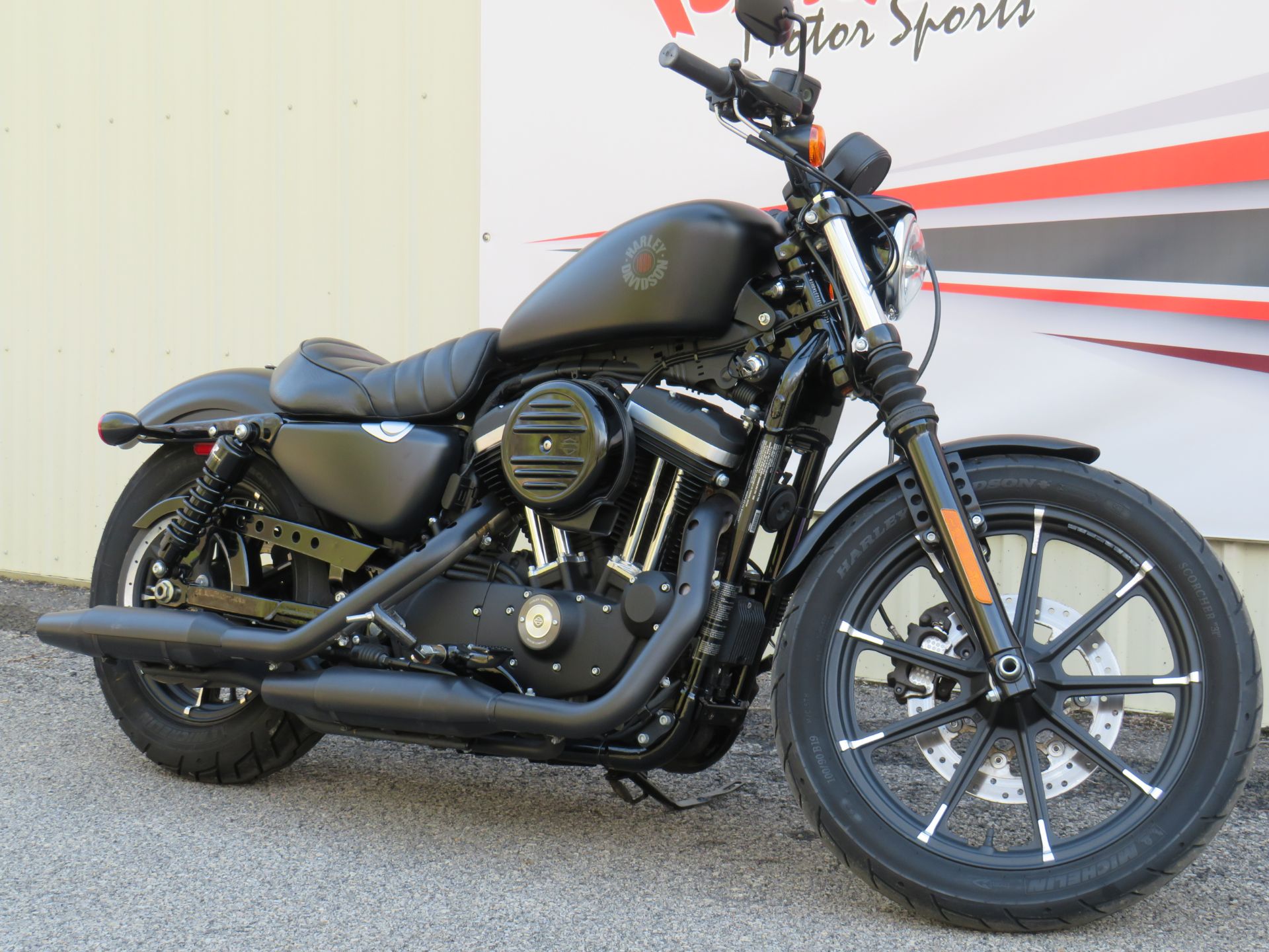 2020 Harley-Davidson Iron 883 2