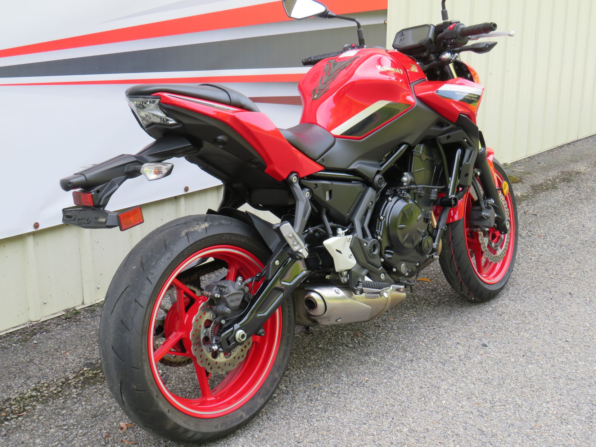 紅 Used 2022 Kawasaki Z650 50th Anniversary Motorcycles in