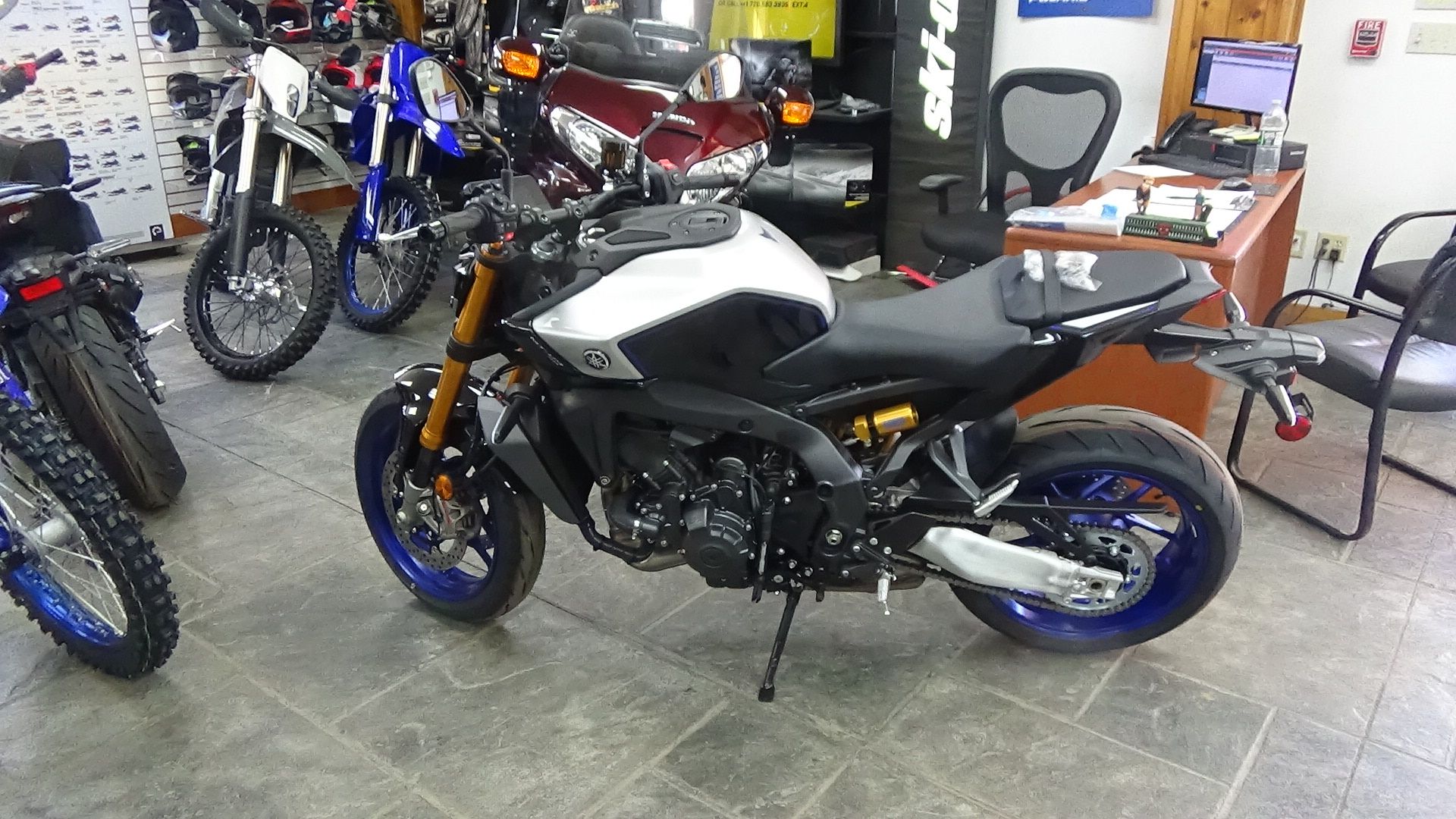 2026 Yamaha MT-09 SP 3