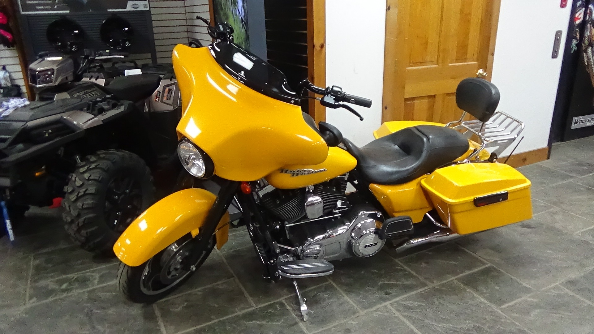 2013 Harley-Davidson Street Glide® 4