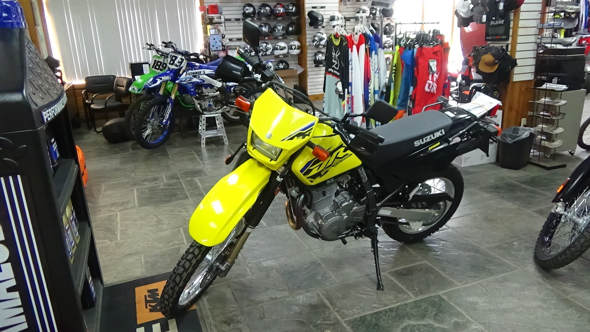 2027 Suzuki DR650S 3