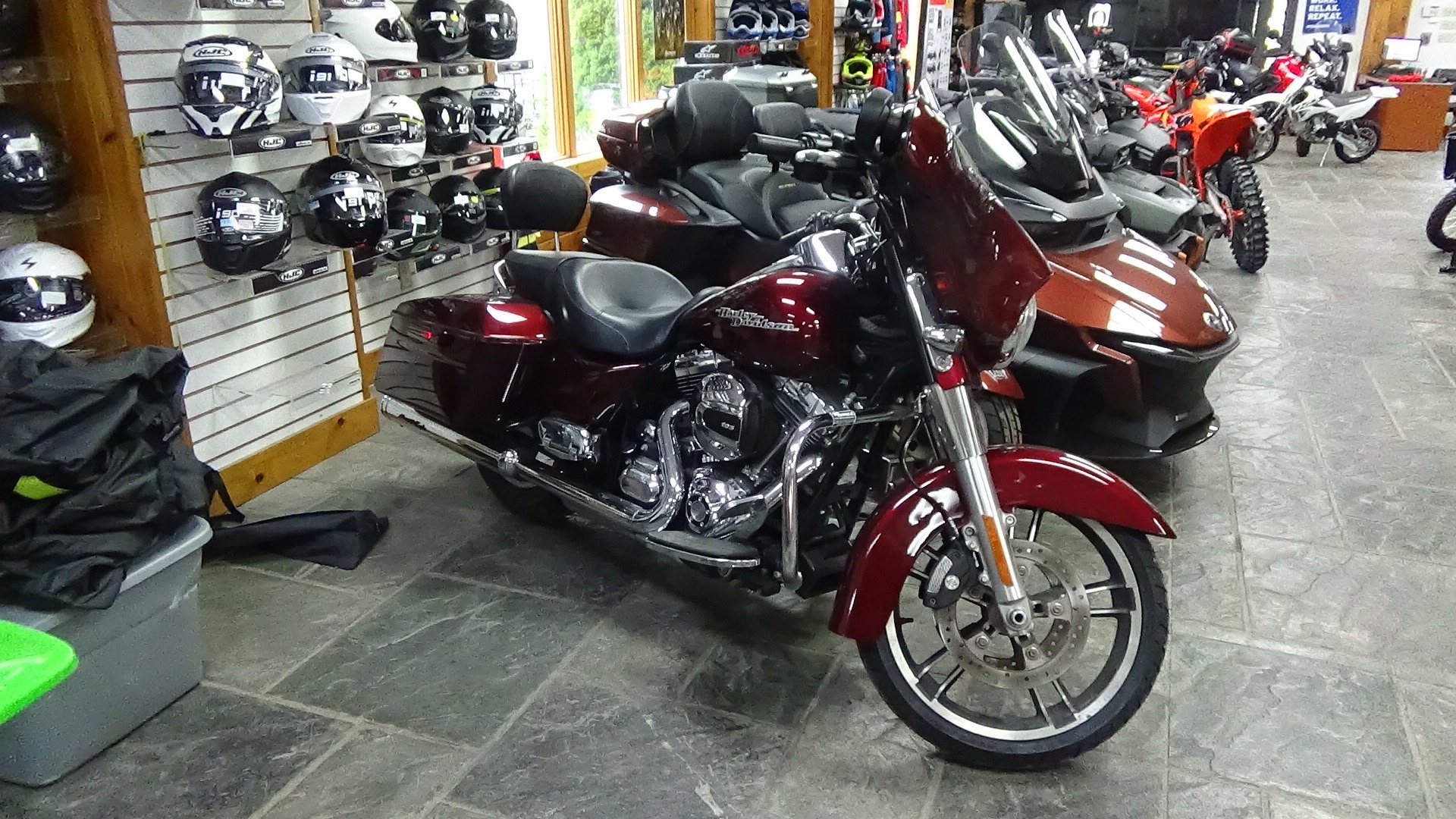 2014 Harley-Davidson Street Glide® Special 2