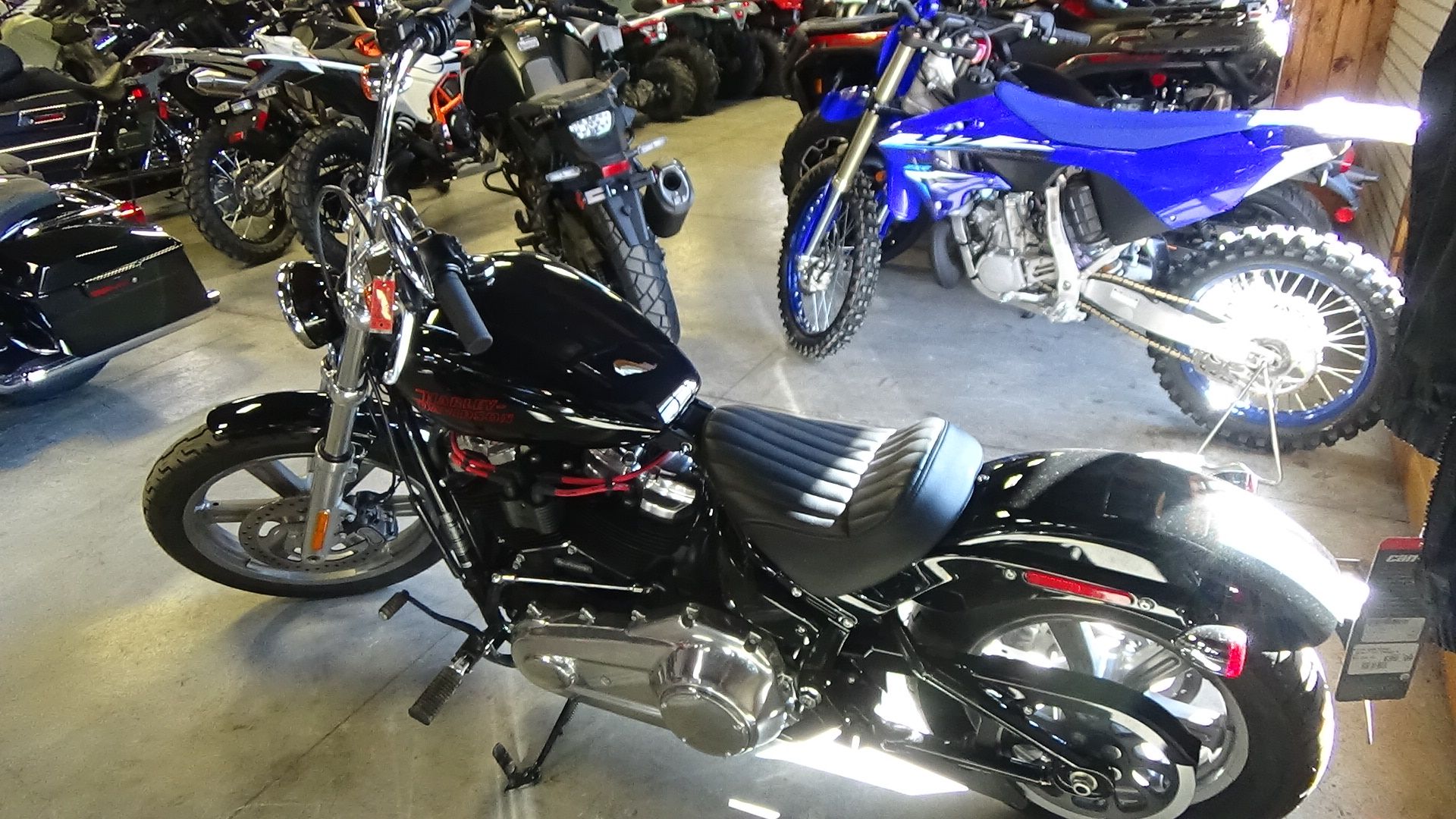 2023 Harley-Davidson Softail® Standard 4
