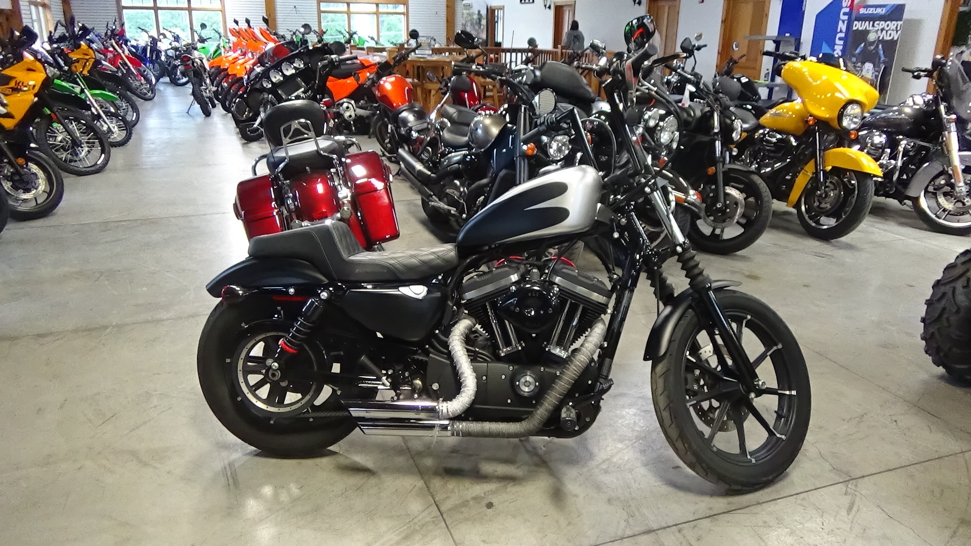 2022 Harley-Davidson Iron 883 2