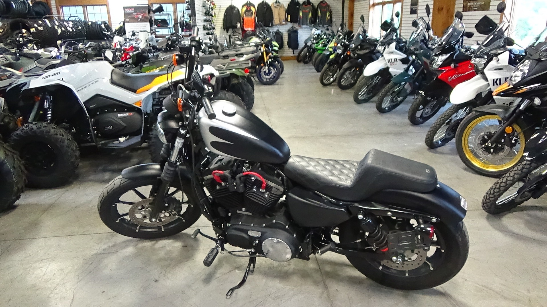 2022 Harley-Davidson Iron 883 7