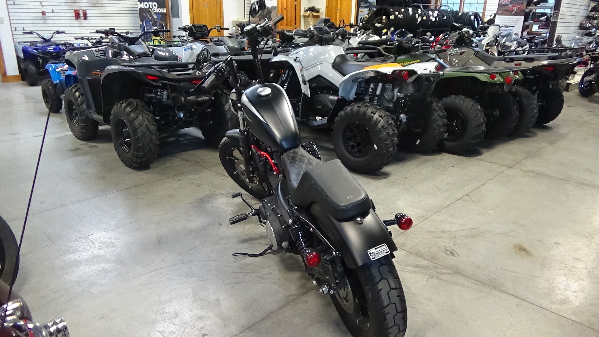 2022 Harley-Davidson Iron 883 8