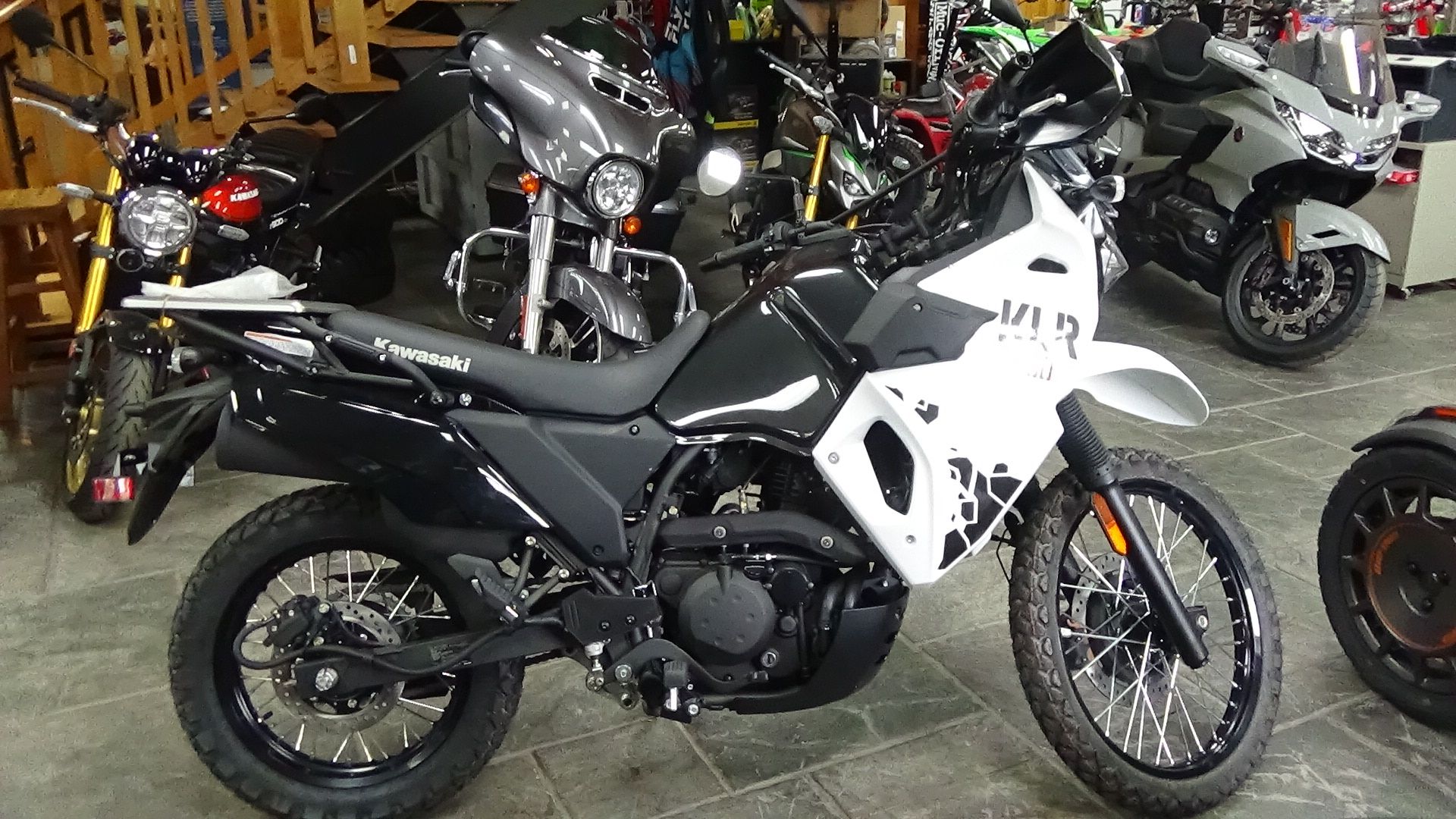 2025 Kawasaki KLR®650 S 5