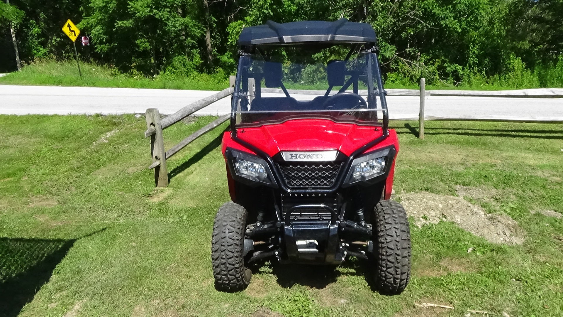 2025 Honda Pioneer 520 7