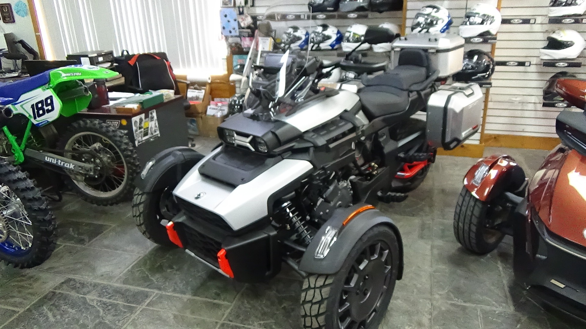 2025 Can-Am™ Canyon XT 2