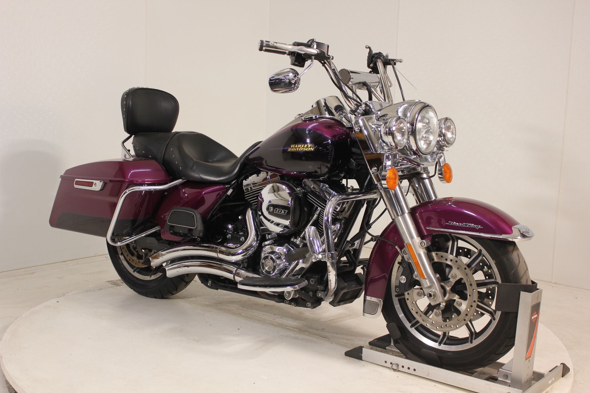 2016 Harley-Davidson Road King® 7