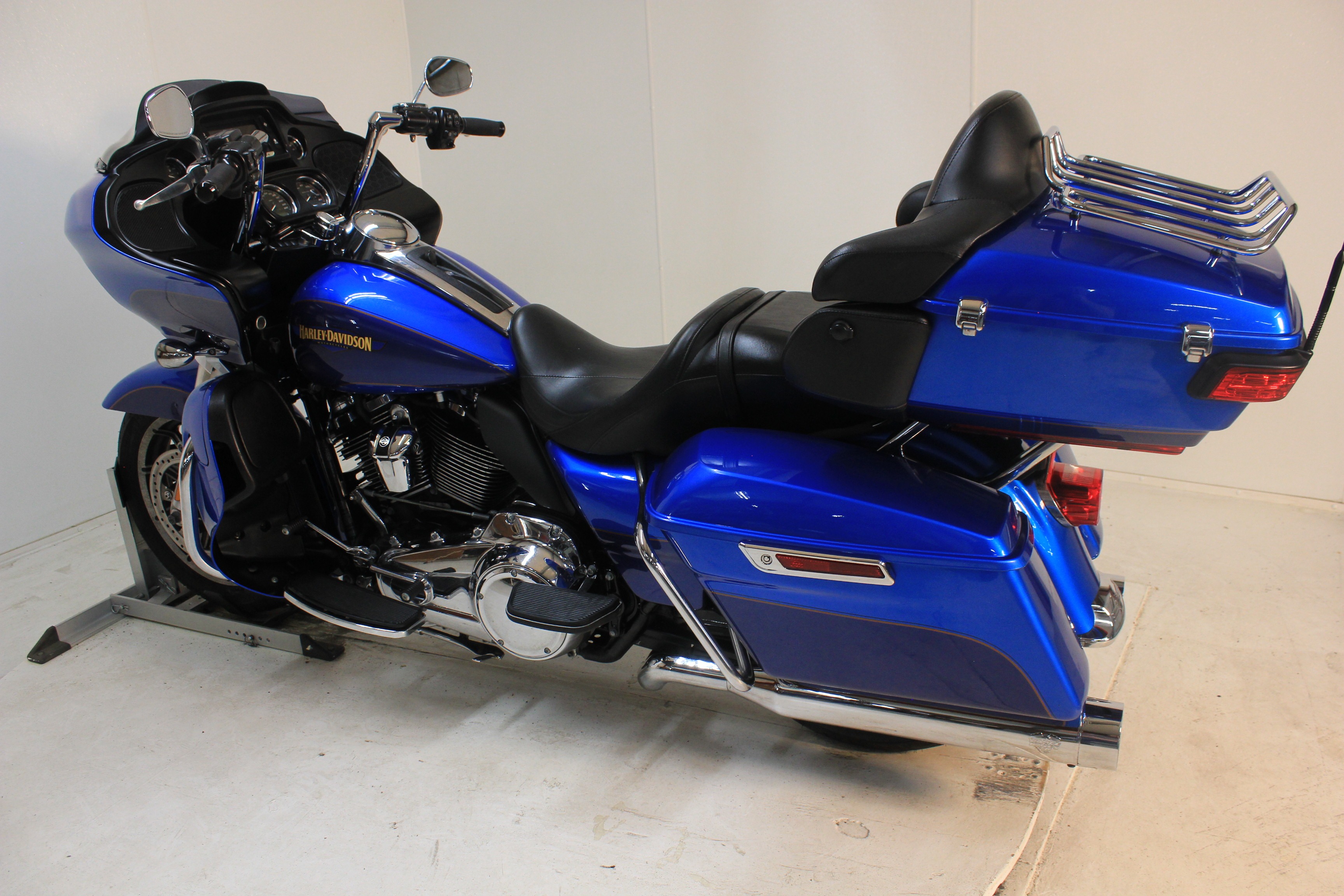 2017 Harley-Davidson Road Glide® Ultra 6