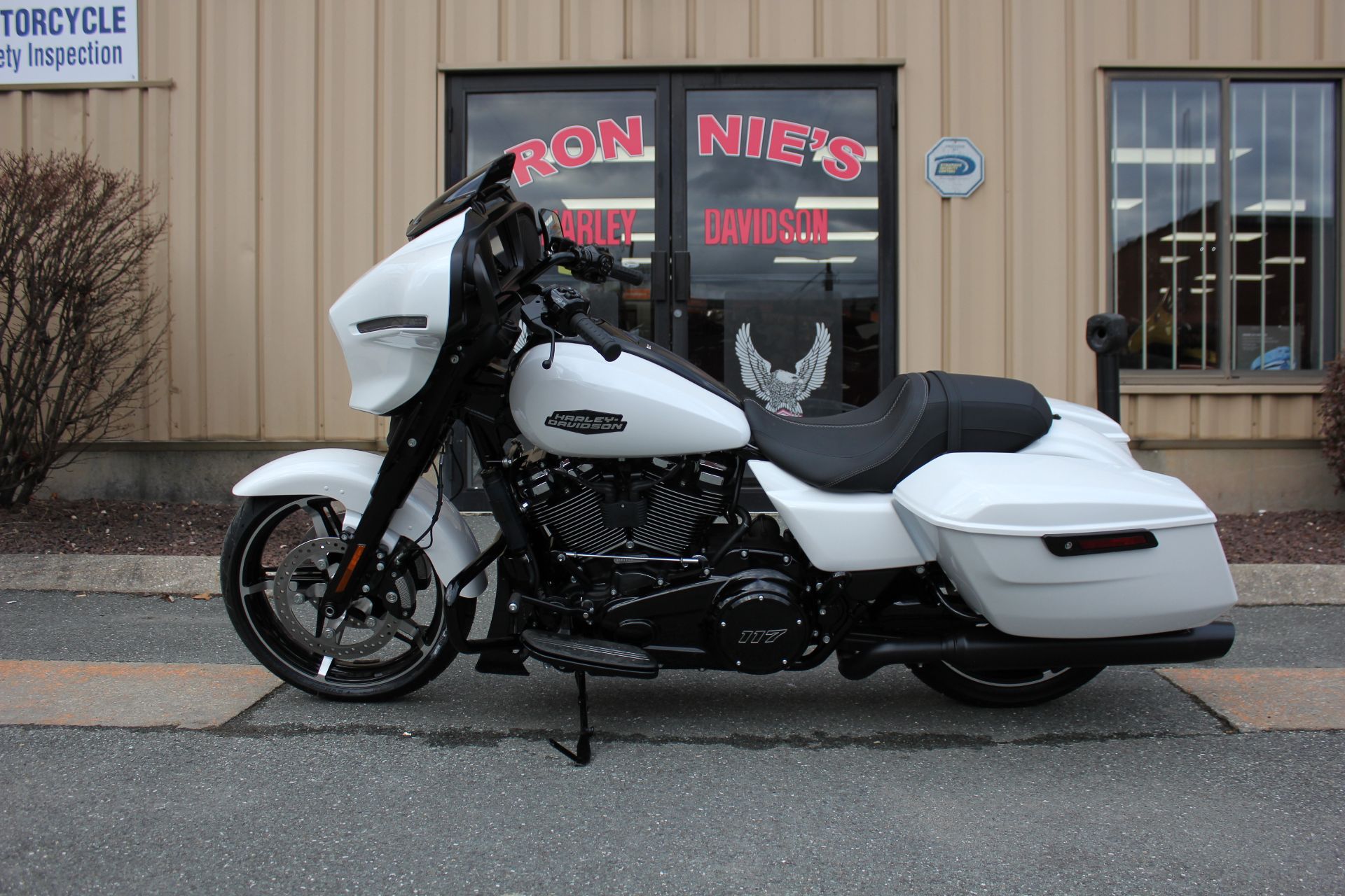 New 2024 Harley-Davidson Street Glide® White Onyx Pearl (Black