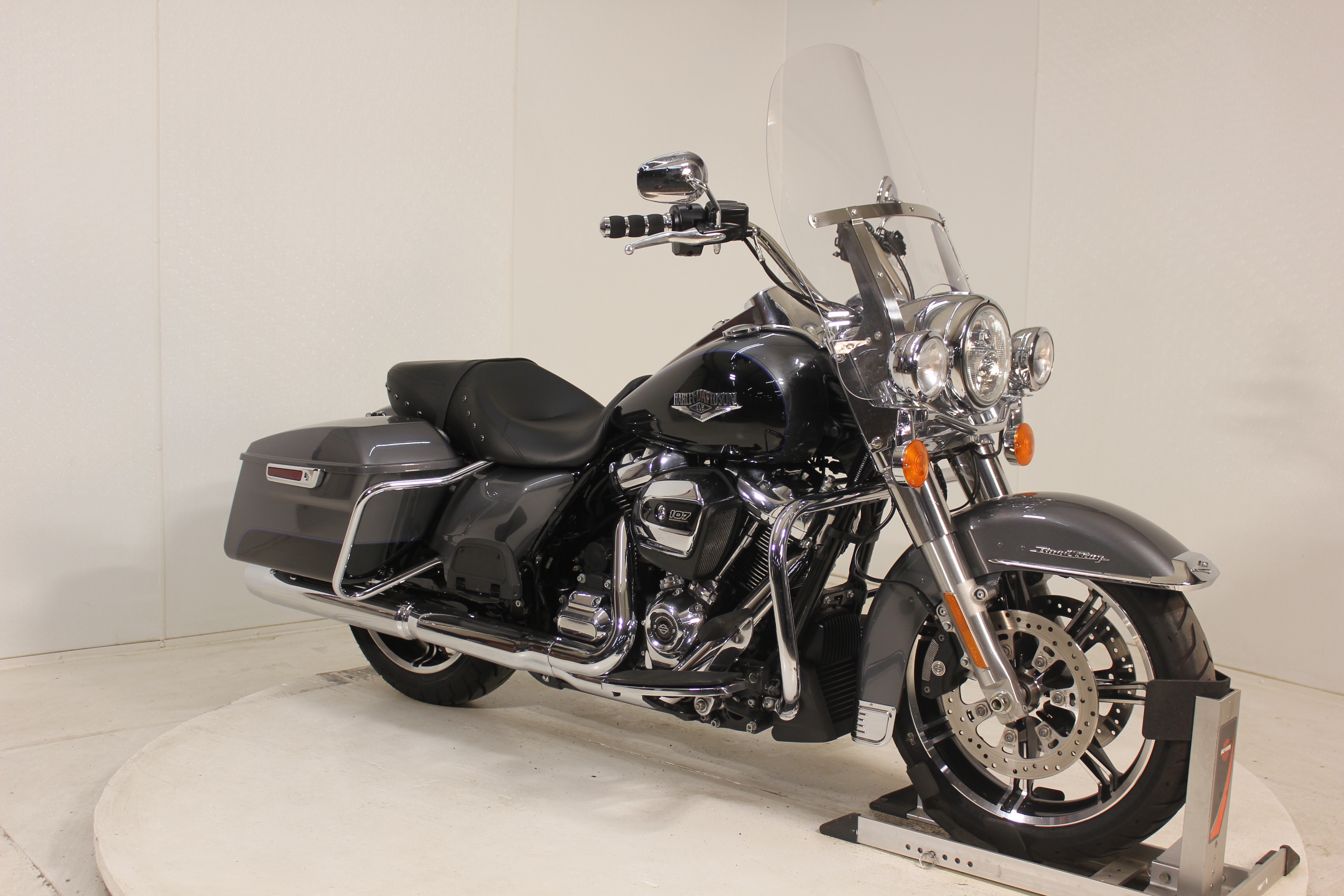 2022 Harley-Davidson Road King® 6