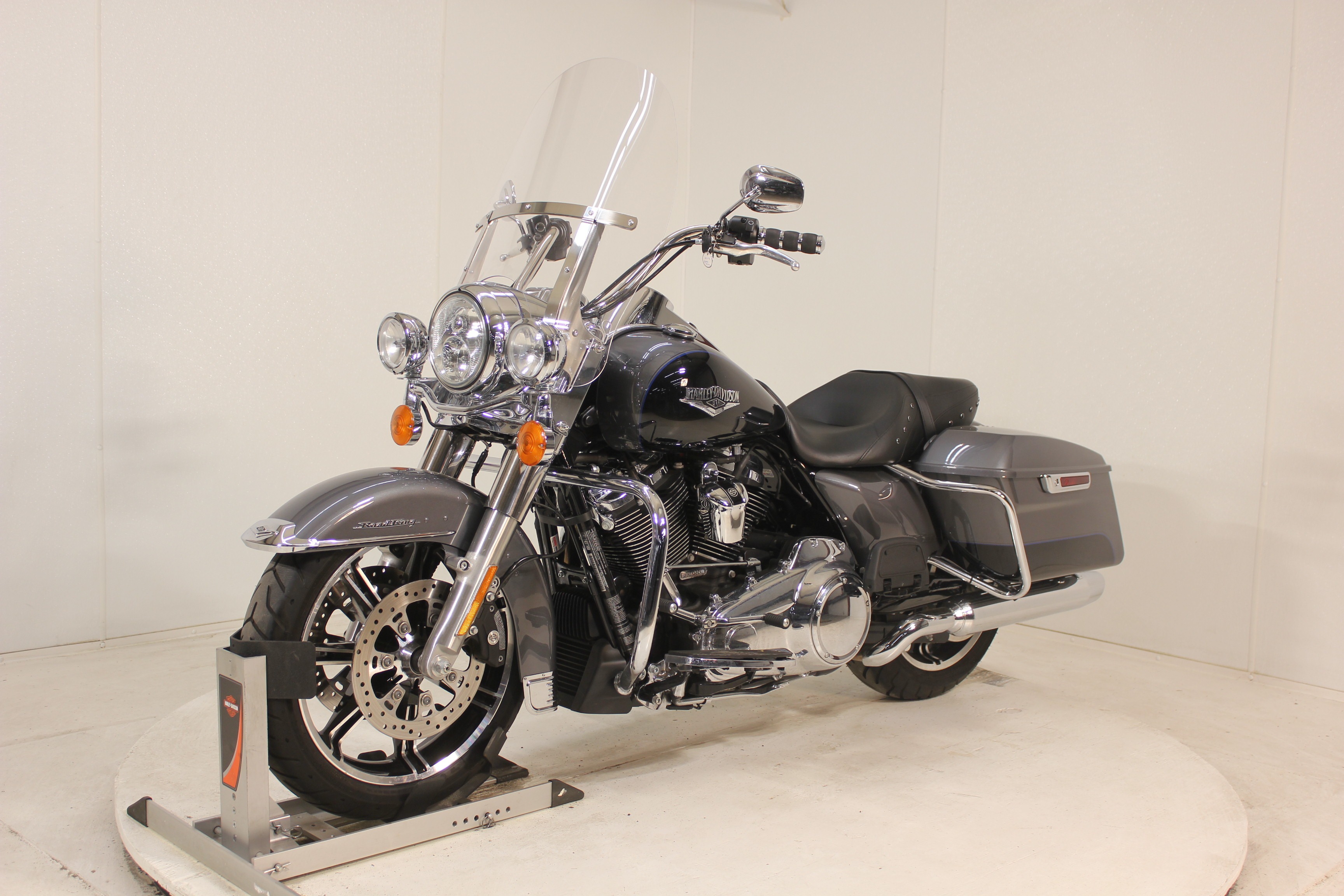 2022 Harley-Davidson Road King® 8