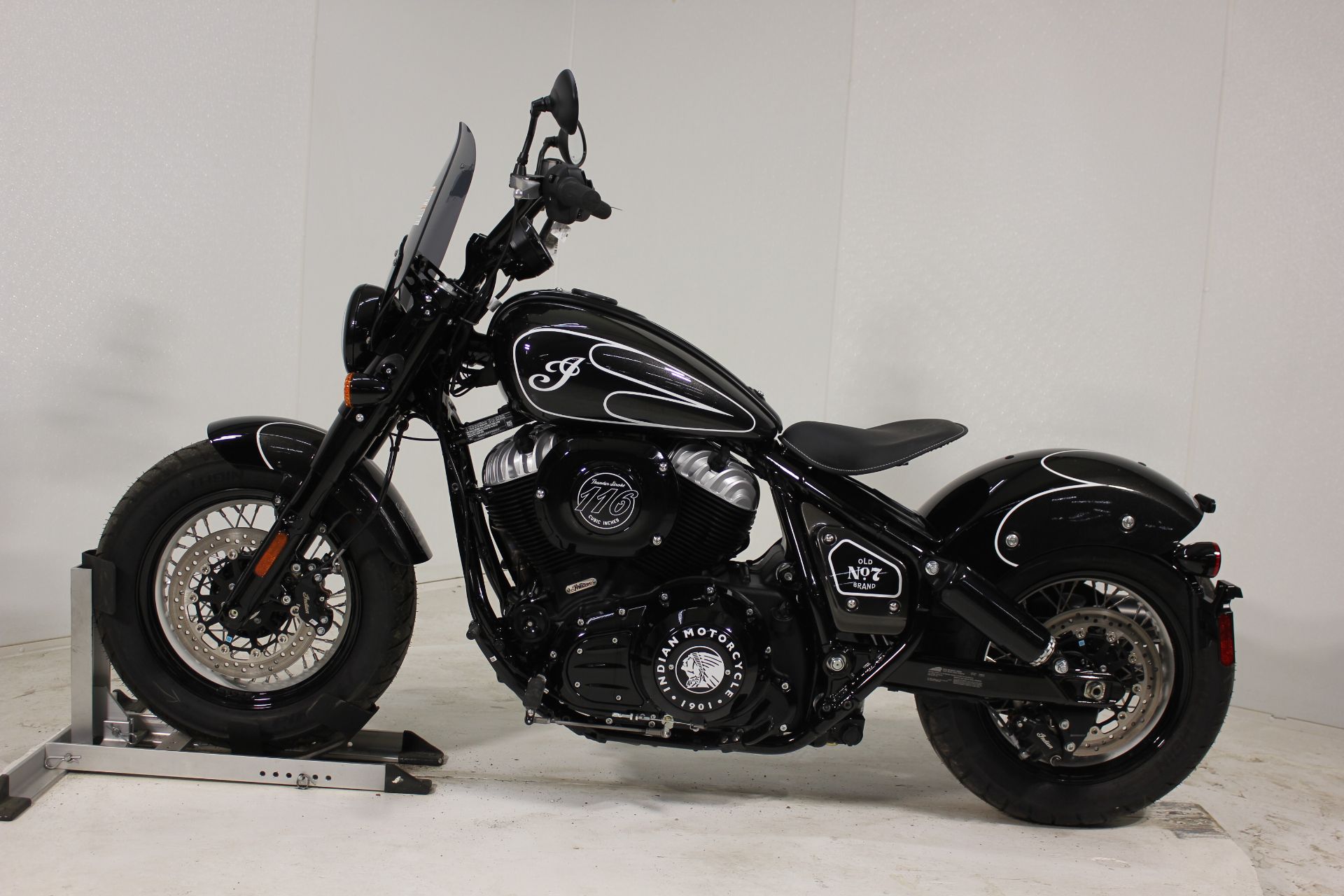 2023  Chief Bobber Dark Horse® 1