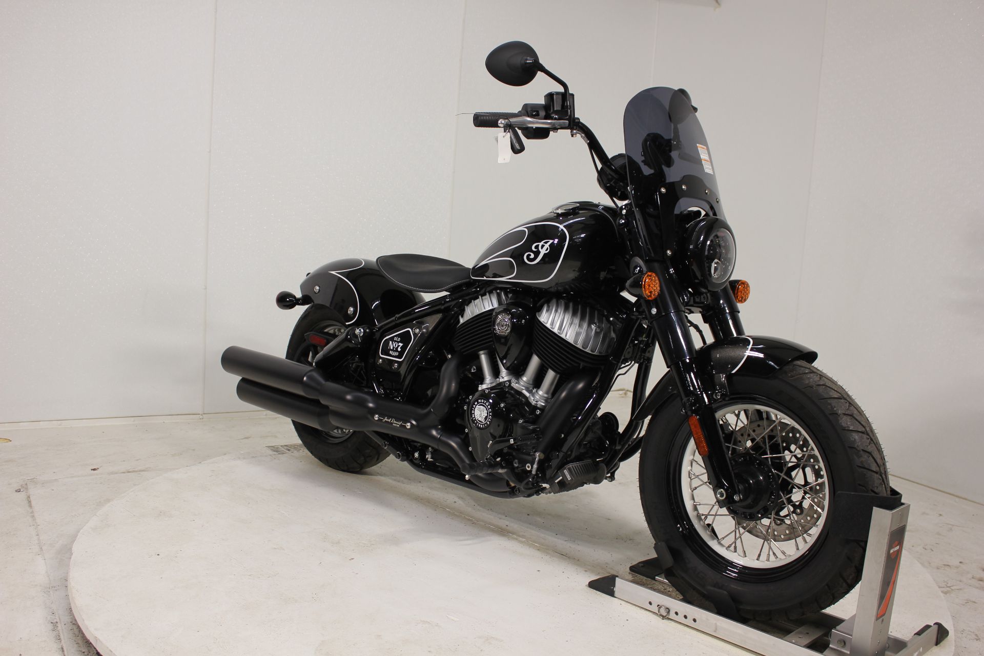 2023  Chief Bobber Dark Horse® 6