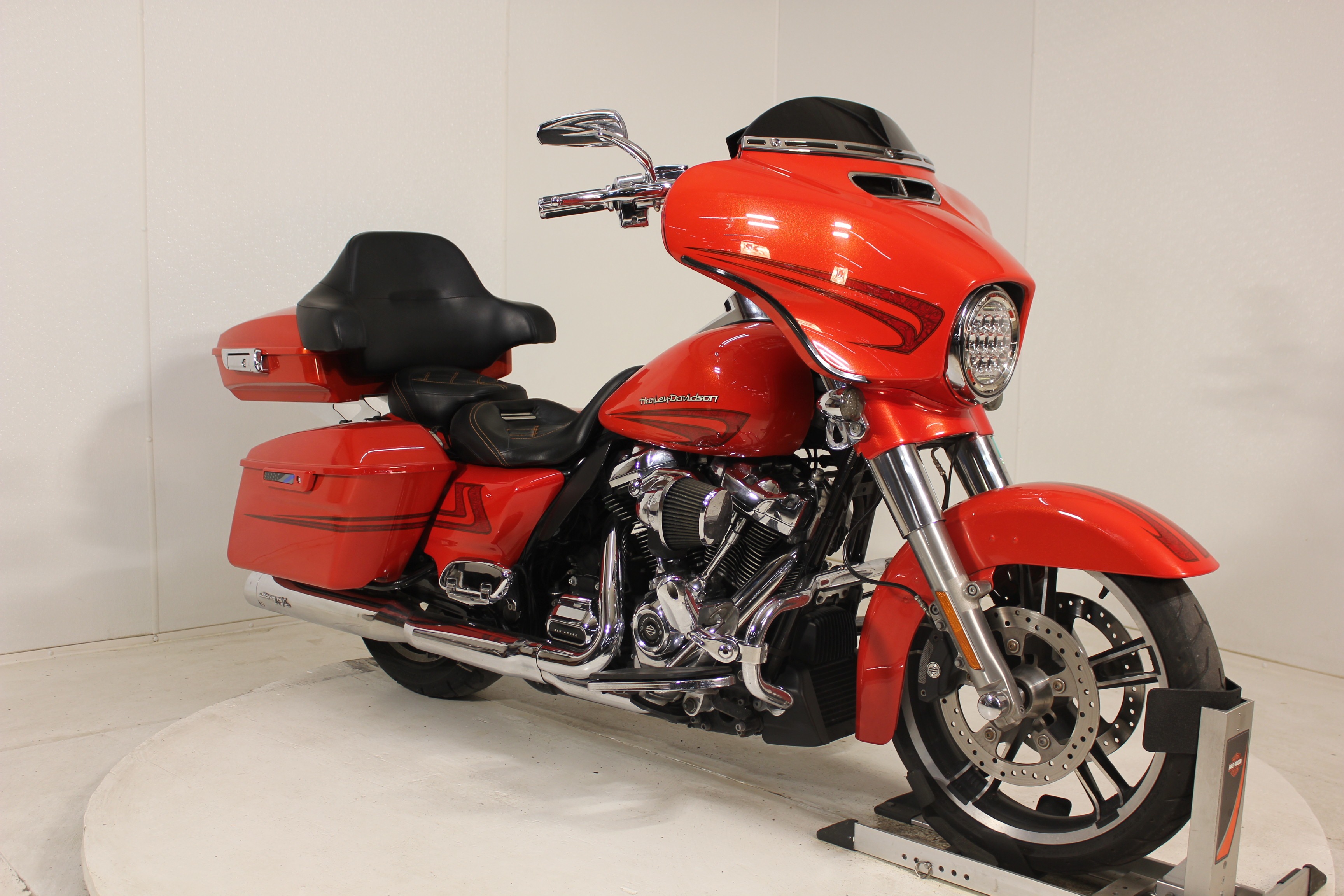 2017 Harley-Davidson Street Glide® Special 6
