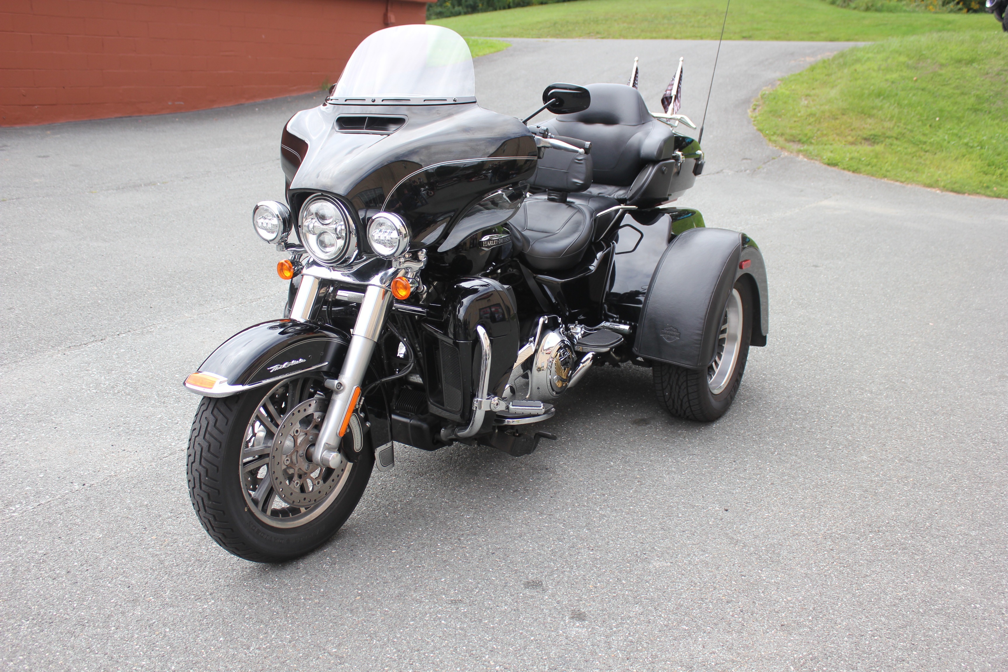 2016 Harley-Davidson Tri Glide® Ultra 8