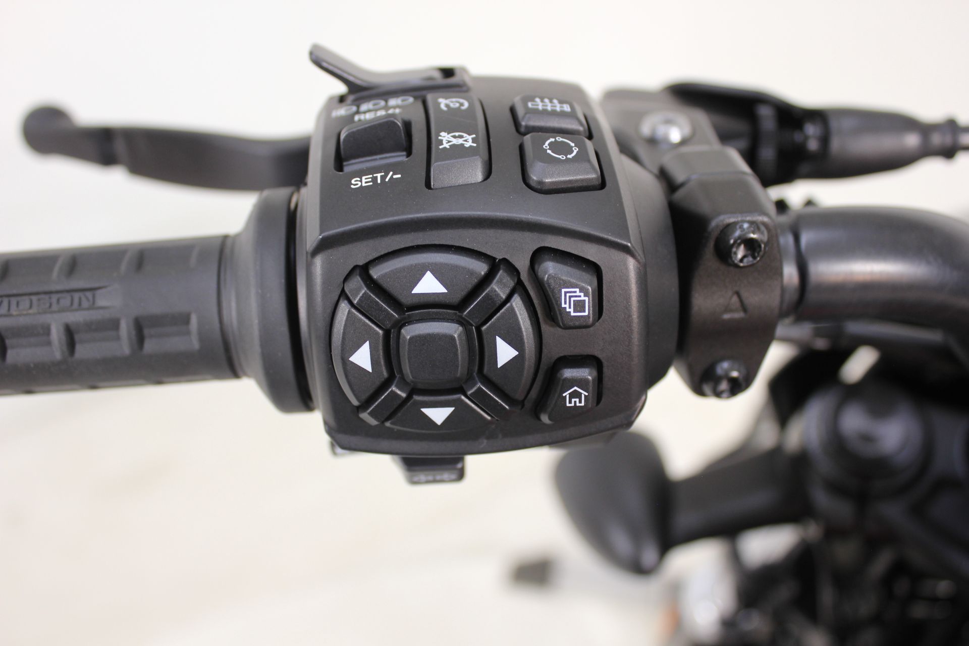 2025 Harley-Davidson Nightster® Special 11