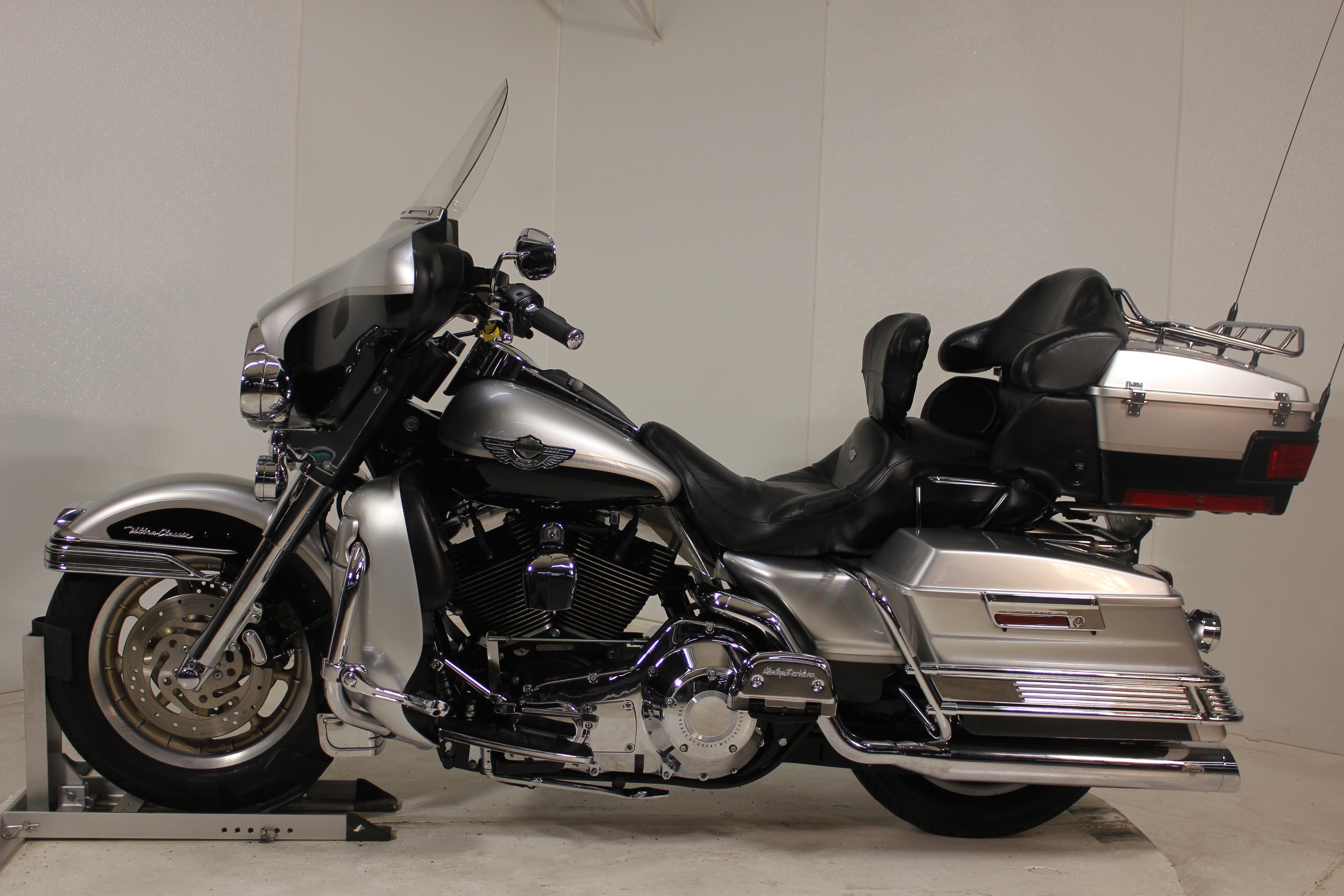 2003 Harley-Davidson FLHTCUI Ultra Classic® Electra Glide®