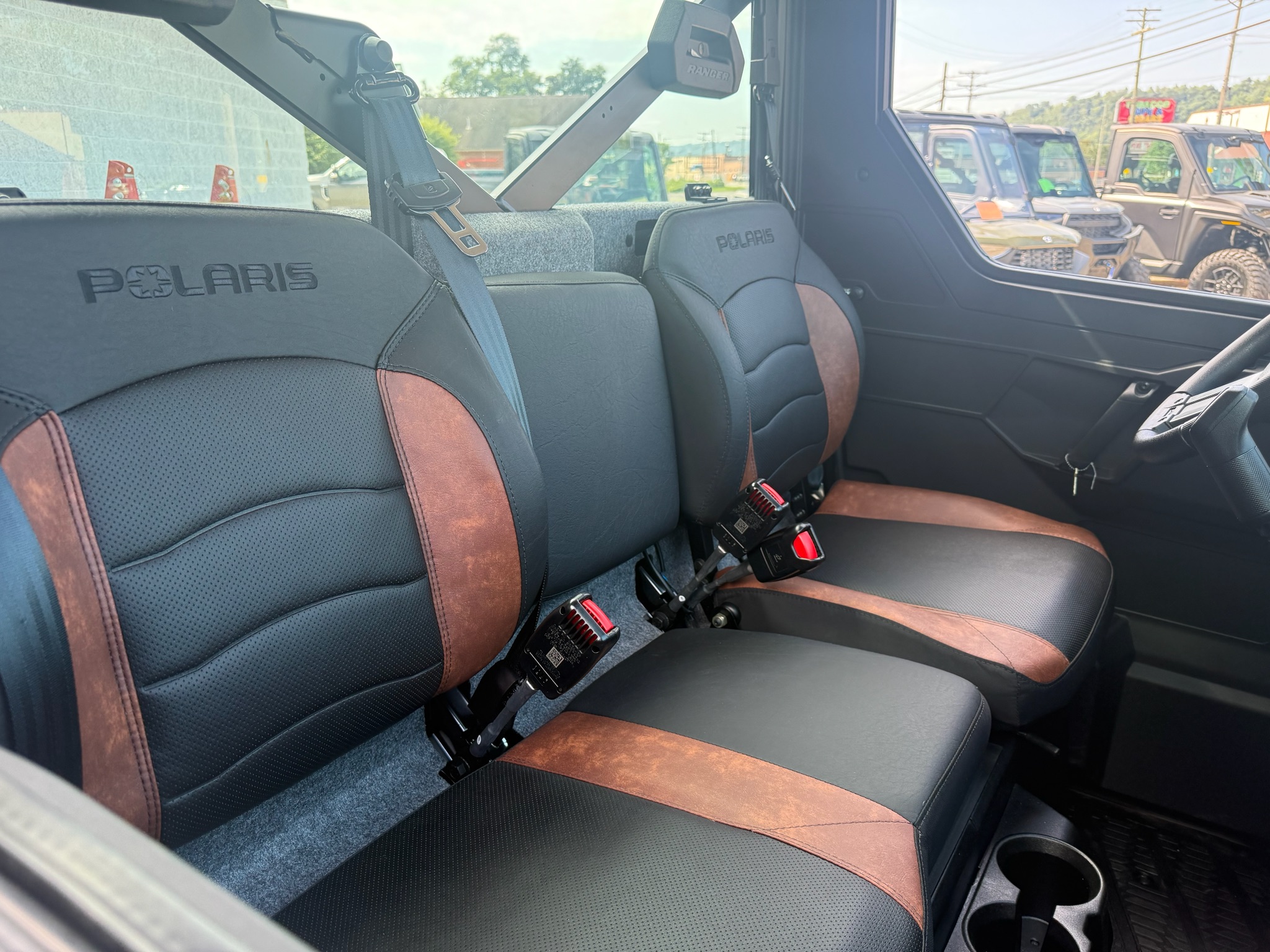 2027 Polaris Ranger XP 1000 NorthStar Ultimate 4