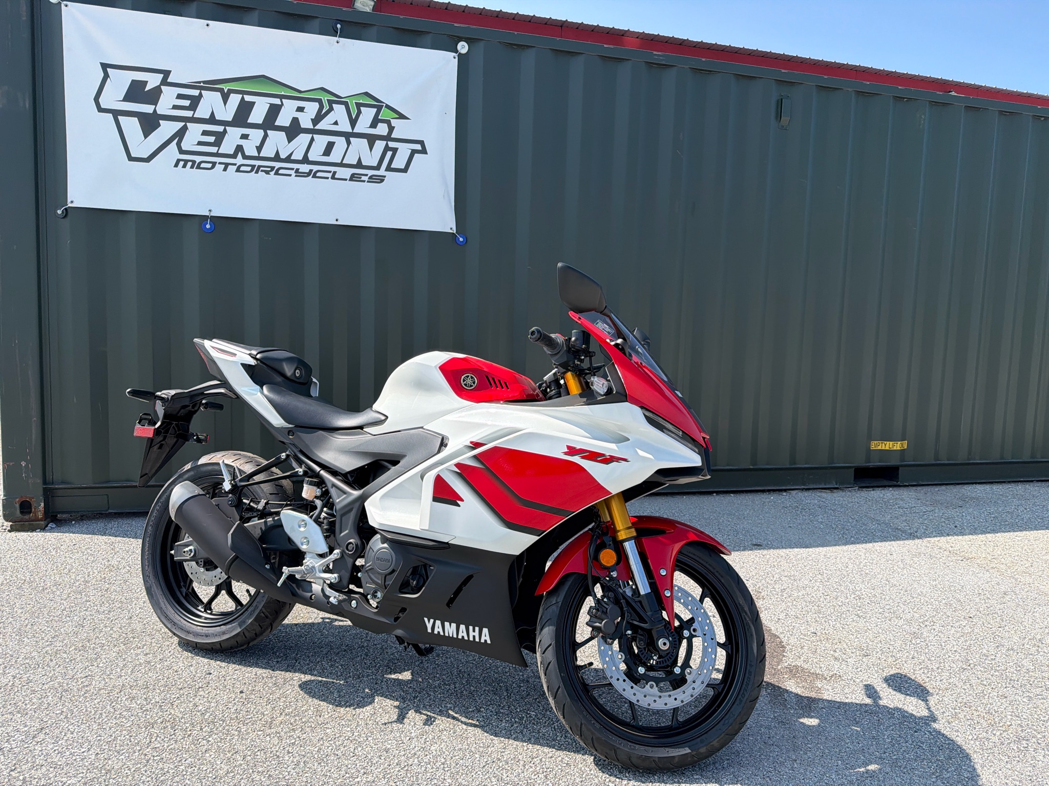 2026 Yamaha YZF-R3 1