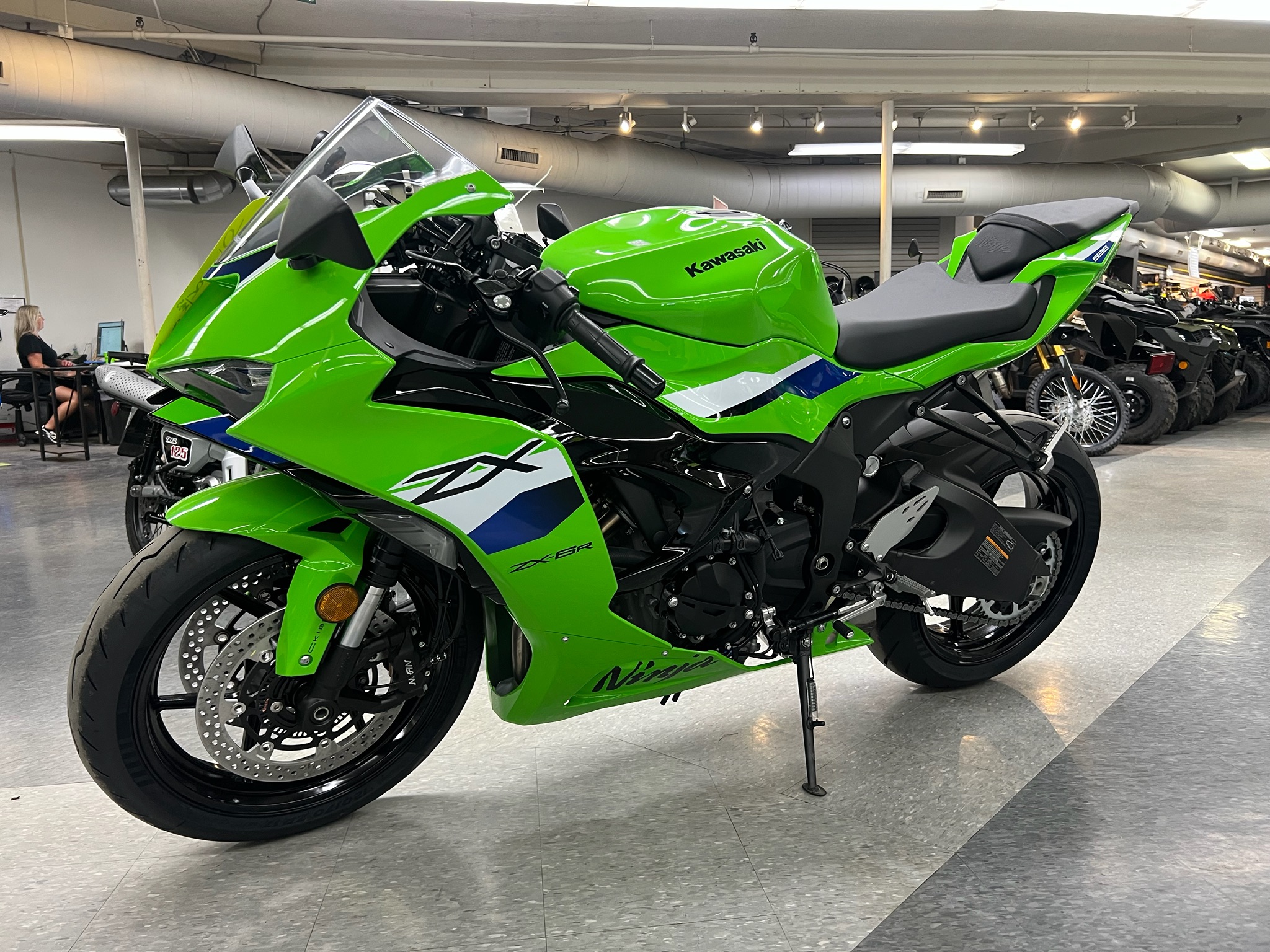 2026 Kawasaki Ninja® ZX-6R ABS 2