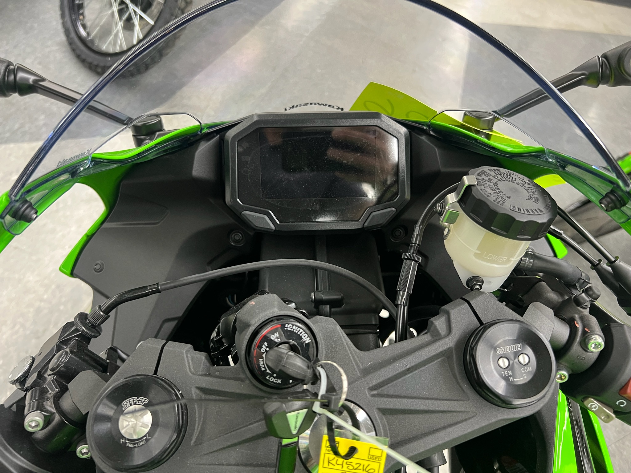 2026 Kawasaki Ninja® ZX-6R ABS 4