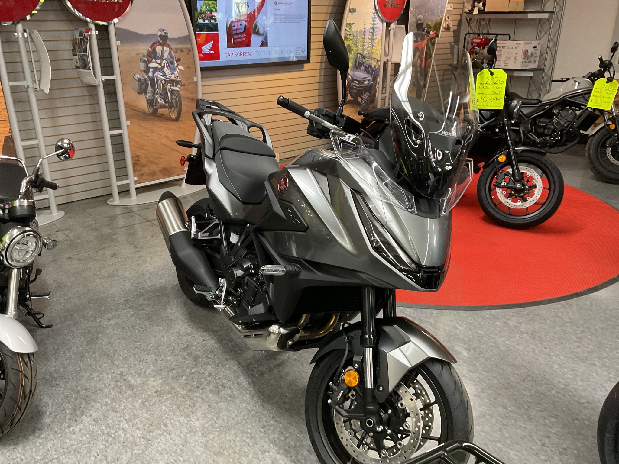 2026 Honda NT1100 DCT 1