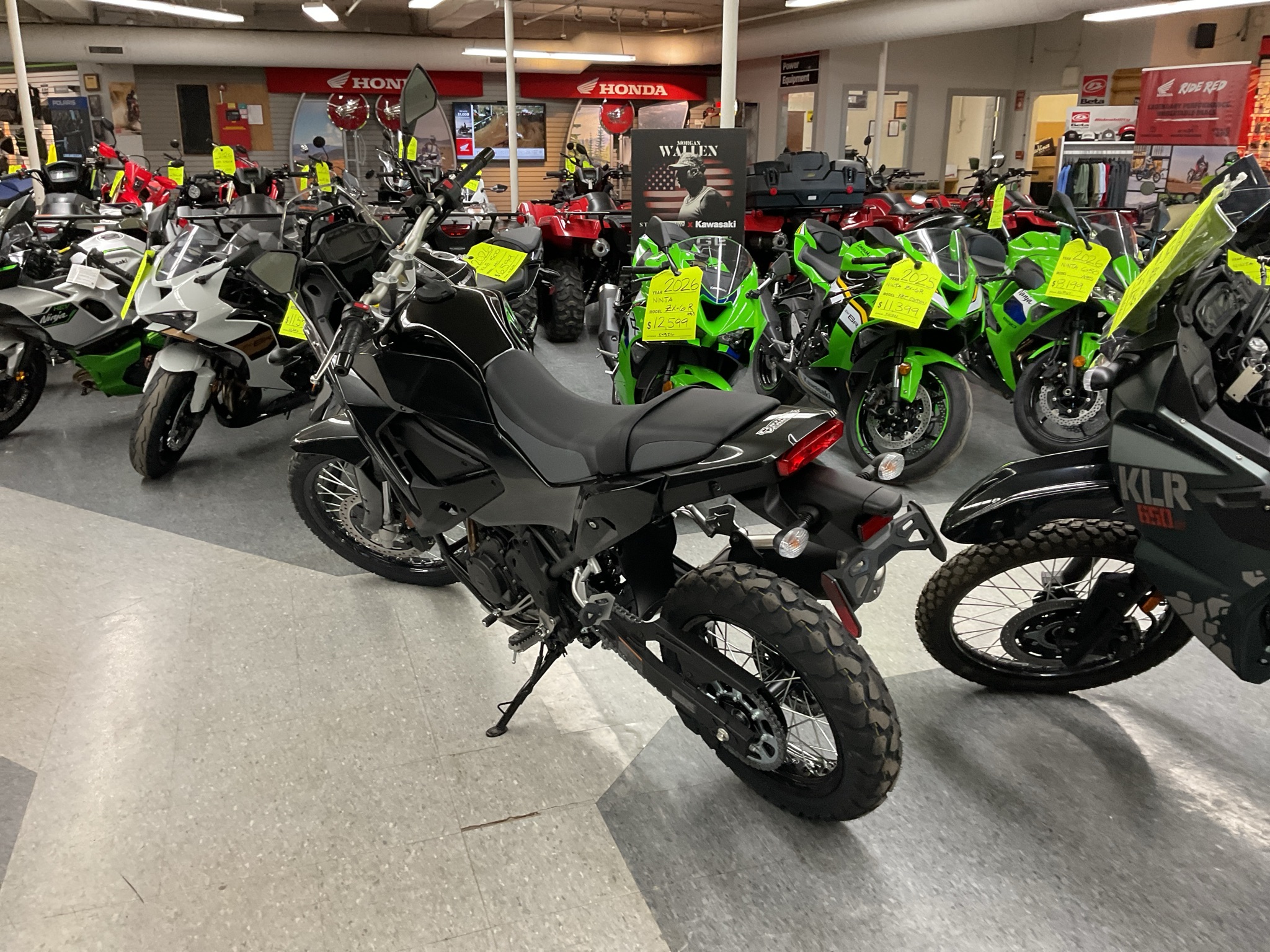 2026 Kawasaki KLE®500 ABS 3