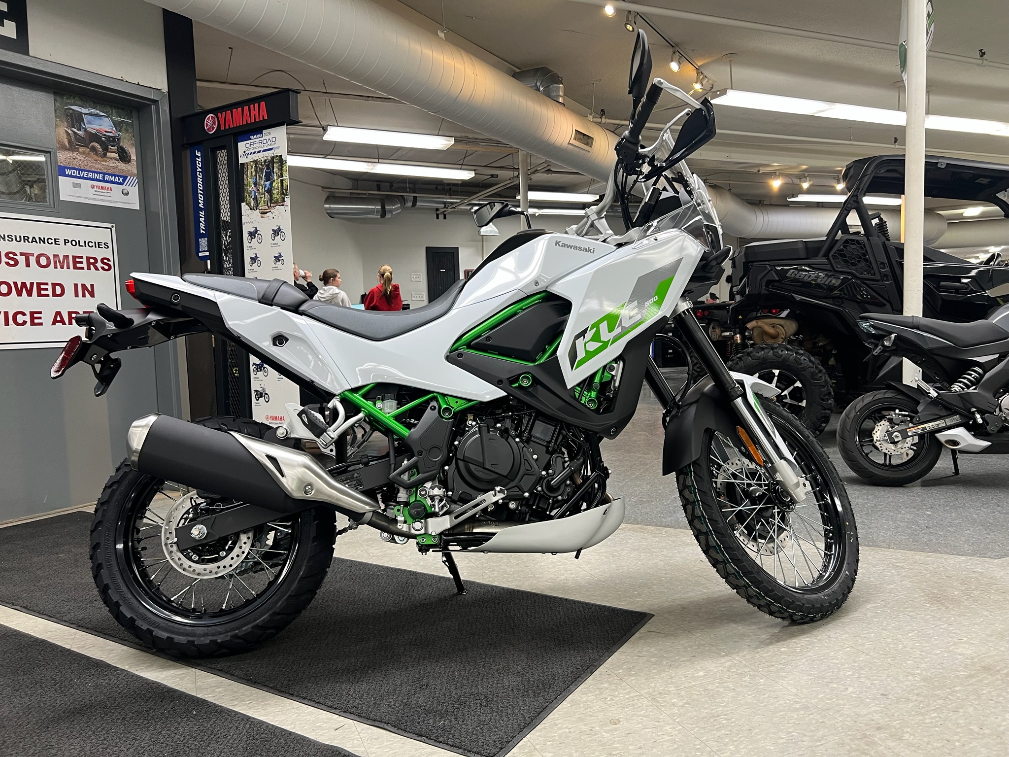 2026 Kawasaki KLE®500 SE ABS 1
