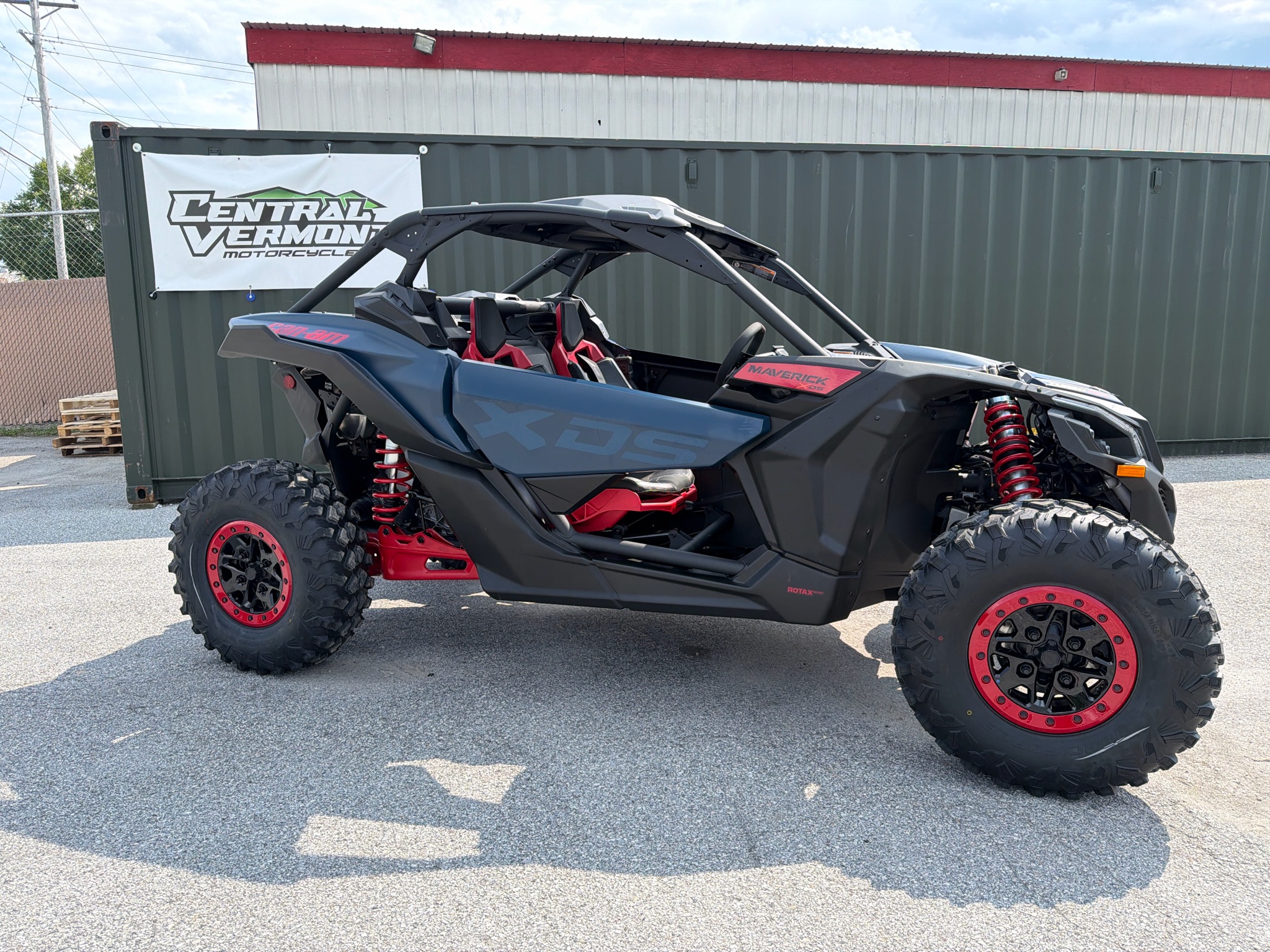 2026 Can-Am™ Maverick X3 X DS TURBO RR Smart-Shox with 10.25 in 1